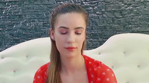 Lauryn online show from January 2025 01:16:02 PM