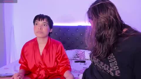 Snapshot of lauxsofi chatting on November 2025 06:54:01 PM Lau Sofi online show from November 2025 06:54:01 PM