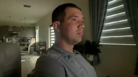 Snapshot of law_cambio chatting on December 2024 09:37:01 PM law_cambio online show from December 2024 09:37:01 PM