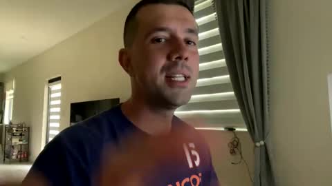 Snapshot of law_cambio chatting on January 2025 09:42:02 PM law_cambio online show from January 2025 09:42:02 PM