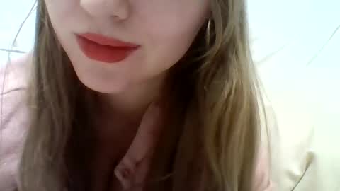 layannalea online show from December 2024 05:48:01 AM