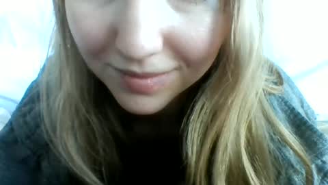 layannalea online show from February 2025 12:06:01 AM