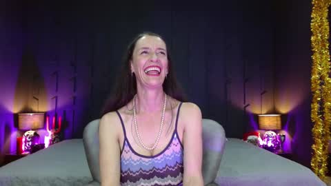 Leana online show from December 2024 05:44:01 PM