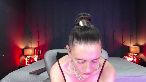 Leana online show from December 2024 11:55:01 AM
