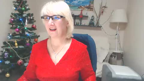 Snapshot of leilamays chatting on January 2025 11:03:02 AM Leila Kinky online show from January 2025 11:03:02 AM