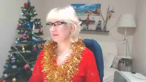 Snapshot of leilamays chatting on January 2025 07:45:01 AM Leila Kinky online show from January 2025 07:45:01 AM