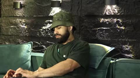 Leo  Diaz online show from September 2025 02:05:02 AM