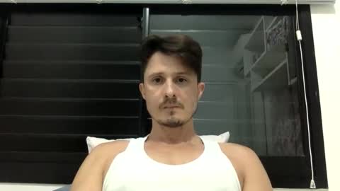 leomantovani online show from December 2025 12:08:01 AM