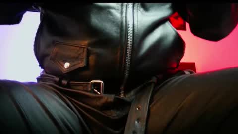 Snapshot of leonnardojaramillo chatting on October 2025 10:15:01 AM Lenardo jaramillo online show from October 2025 10:15:01 AM