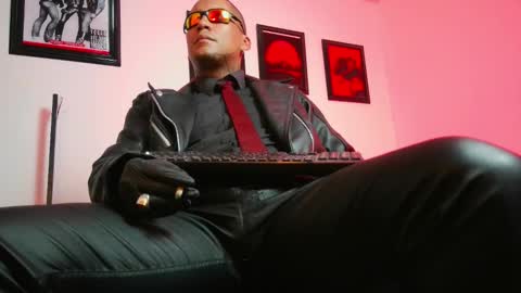 Snapshot of leonnardojaramillo chatting on October 2025 03:47:02 AM Lenardo jaramillo online show from October 2025 03:47:02 AM