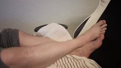 Leroy online show from December 2025 07:40:02 PM