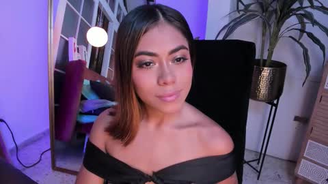 Lesly Bailey online show from September 2025 11:33:01 AM