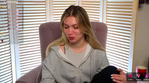 Erin Open for long and cool pvts 3 online show from December 2024 12:11:02 PM