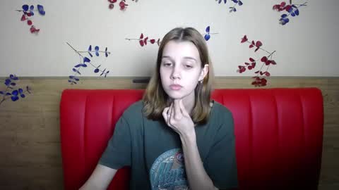 Snapshot of letty_curly chatting on December 2024 12:33:02 PM letty_curly online show from December 2024 12:33:02 PM