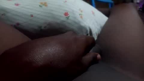 Snapshot of lewiskip chatting on December 2025 08:36:02 PM lewiskip online show from December 2025 08:36:02 PM