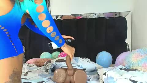 lexiross1 online show from March 2025 03:05:02 PM