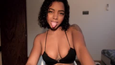 Snapshot of lexy_squirt_queen chatting on December 2025 02:23:02 PM LEXY - Independent account online show from December 2025 02:23:02 PM