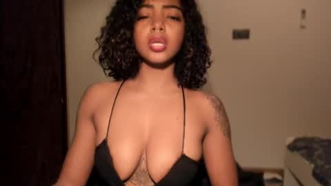 Snapshot of lexy_squirt_queen chatting on December 2025 02:29:01 AM LEXY - Independent account online show from December 2025 02:29:01 AM