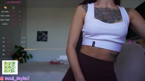 Leyla ly Ill be here Tuesday Thursday Friday Saturday Sunday online show from November 2025 04:03:02 AM