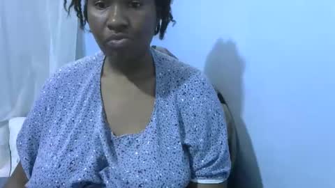 Snapshot of leylapleasure chatting on November 2025 01:21:02 PM leylapleasure online show from November 2025 01:21:02 PM