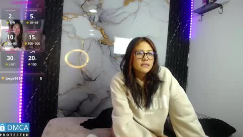 lia summer1 online show from February 2025 07:31:02 PM
