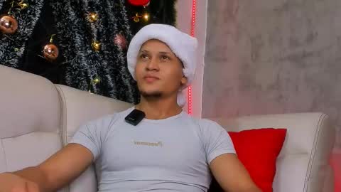 Snapshot of liam_knight chatting on December 2025 02:16:01 AM liam_knight online show from December 2025 02:16:01 AM