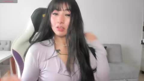 Dani online show from February 2025 08:25:01 PM