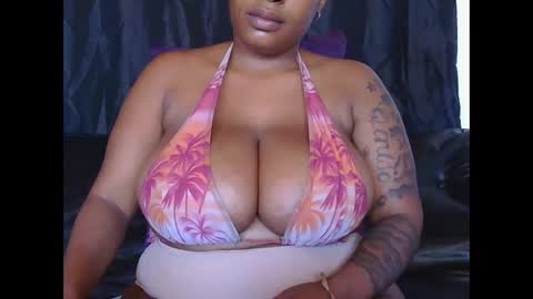 Snapshot of lickabletash98 chatting on January 2025 12:17:02 PM lickabletash98 online show from January 2025 12:17:02 PM