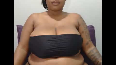 Snapshot of lickabletash98 chatting on February 2025 12:05:02 PM lickabletash98 online show from February 2025 12:05:02 PM
