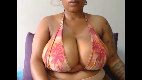 Snapshot of lickabletash98 chatting on February 2025 07:28:02 AM lickabletash98 online show from February 2025 07:28:02 AM