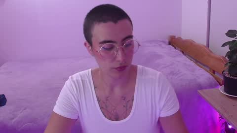 im MIA  -- MY OF is catsito3 online show from January 2025 02:11:01 AM