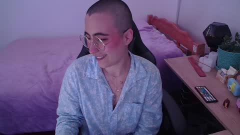 im MIA  -- MY OF is catsito3 online show from February 2025 07:51:02 AM