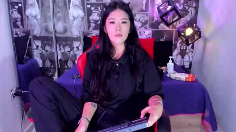 Lili Cey online show from September 2025 02:08:02 PM