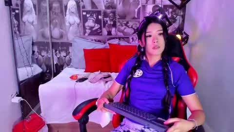 Lili Cey online show from September 2025 07:58:02 PM