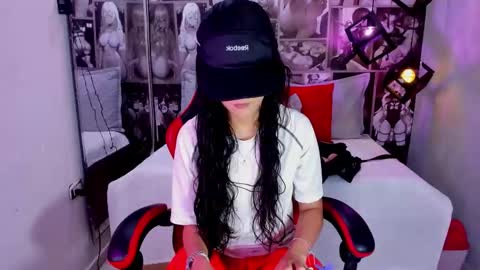 Lili Cey online show from September 2025 07:37:01 PM