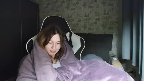 liliawoolf online show from December 2025 04:15:01 PM