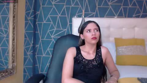 LilyJensen online show from December 2025 05:18:02 PM