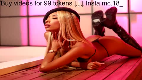 Lili  online show from December 2024 05:58:01 AM