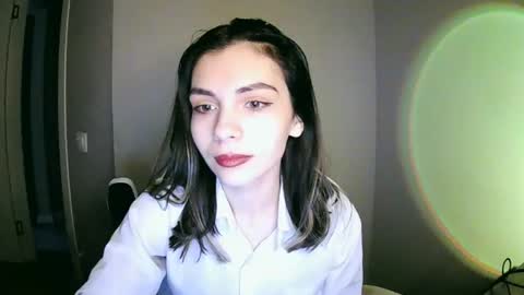 lilirose online show from December 2024 11:33:01 AM