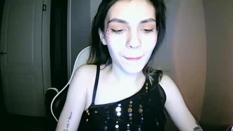 lilirose online show from December 2024 01:19:02 PM