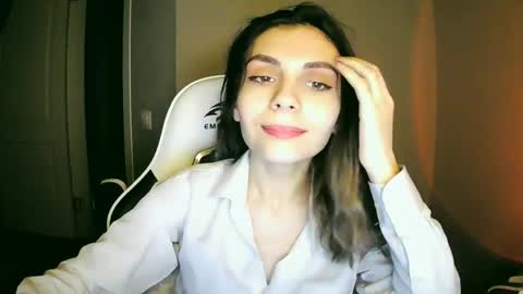 lilirose online show from December 2024 04:47:02 PM