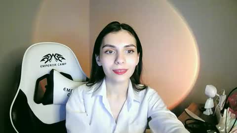 lilirose online show from December 2024 10:34:02 PM