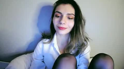 lilirose online show from January 2025 12:59:01 AM