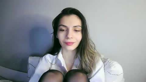 lilirose online show from February 2025 03:48:02 PM