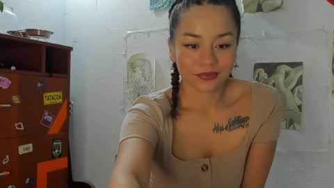 Lilith online show from January 2025 08:02:02 AM