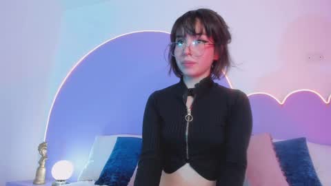 Lilou online show from December 2024 02:28:02 PM