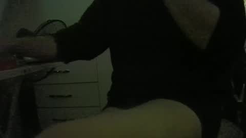 Snapshot of lily_lovelyman_ chatting on December 2024 08:37:02 AM lily lovelyman online show from December 2024 08:37:02 AM