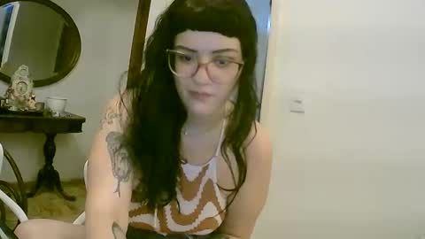 lilyswear online show from February 2025 09:46:01 PM