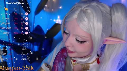 Hey im Lina Ur cosplay waifu  online show from January 2025 09:14:02 PM
