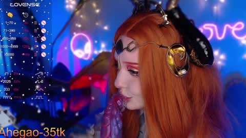 Hey im Lina Ur cosplay waifu  online show from February 2025 07:21:01 PM